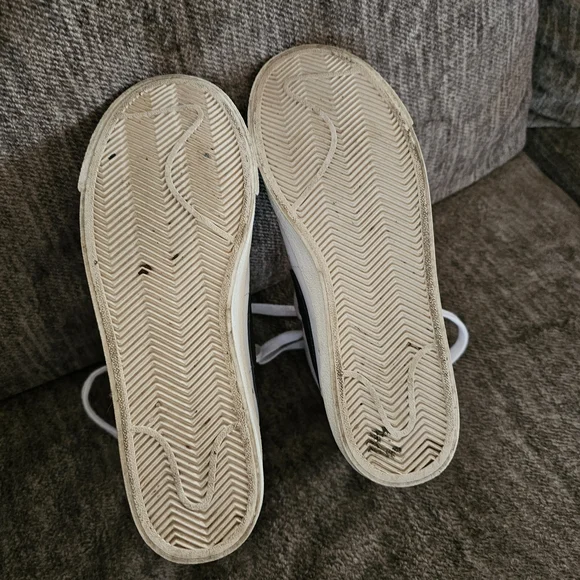 Nike White Sneakers - Picture 6 of 6